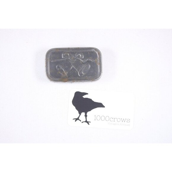 Vintage wedding bells metal tin. small metal storage tin for diy diorama, travel - Picture 3 of 10